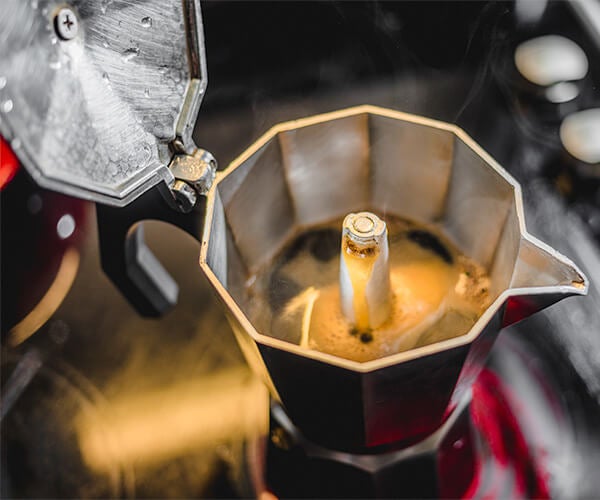 Como-hacer-el-mejor-cafe-en-cafetera-italiana.jpg