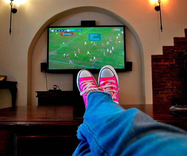 diferencias televisor LED QLED OLED Smart TV 2026